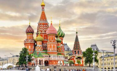Package 1: Classic Russia – Moscow & St. Petersburg (7 Days / 6 Nights)